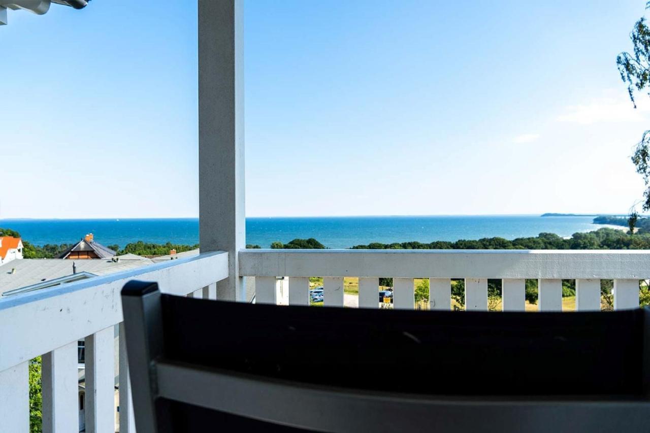 Meerblick Fewo 29: Seaview Apartment with Balcony and Spa Access Goehren  Exterior photo